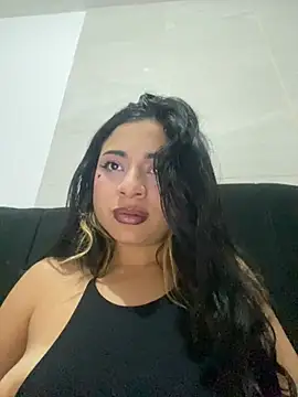 mysteriousgirl20 online show from May 12, 1:41 pm