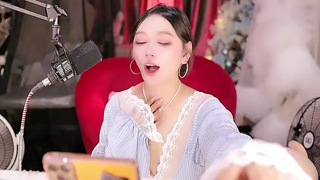Missy Nana21 online show from May 24, 4:12 pm