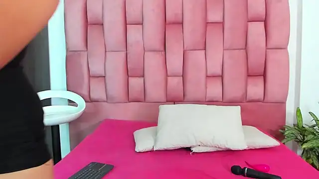 EmmaRossem online show from January 16, 8:03 pm