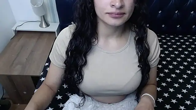 Snapshot of Scarlett_Keaton chatting on November 23, 4:12 am Scarlett Keaton online show from November 23, 4:12 am