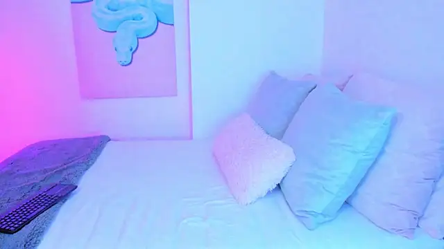 Alexis Rosse online show from January 13, 12:10 pm