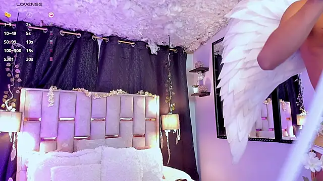 Nathan Smith  online show from October 31, 7:37 pm