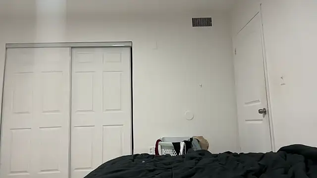 shandiloveslemonss online show from October 9, 11:47 pm