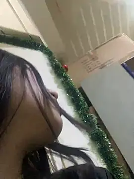  Emmaa Harper online show from December 19, 5:18 am