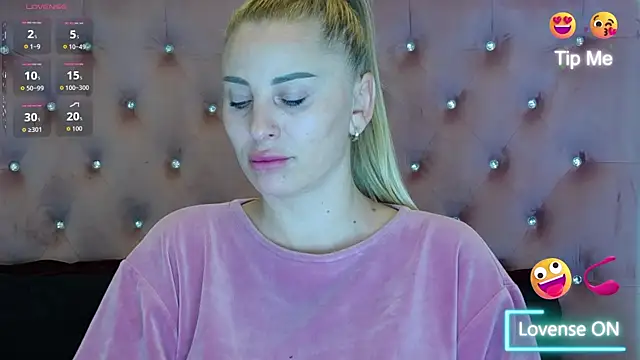 KikiSweet08 online show from November 22, 5:17 am