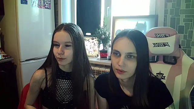 BlackHe4rts  online show from February 8, 3:08 am