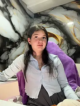 lilimini032 online show from February 18, 8:38 pm