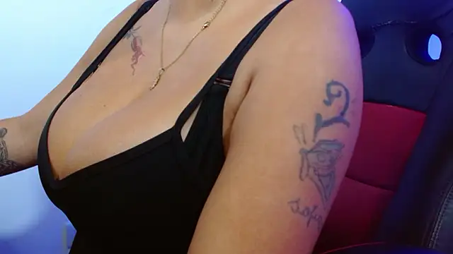 violletha online show from February 13, 12:23 pm