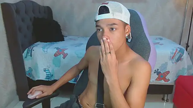 jose sexycumm online show from February 20, 10:26 pm