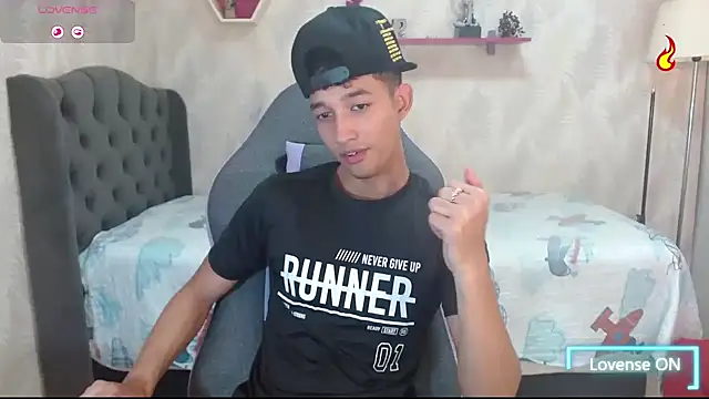 jose sexycumm online show from March 21, 7:02 pm