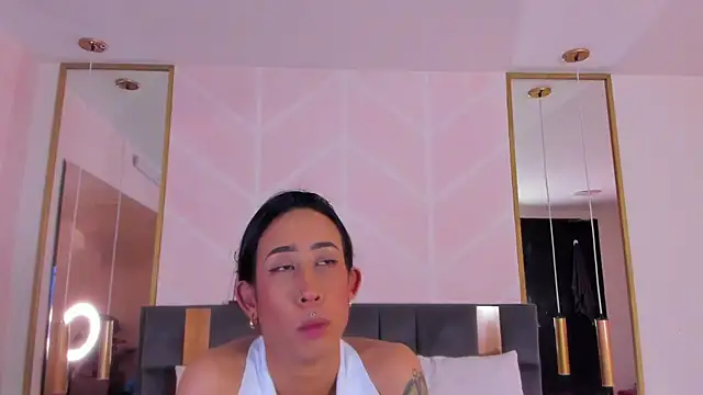 GabyPetit online show from November 7, 8:09 pm