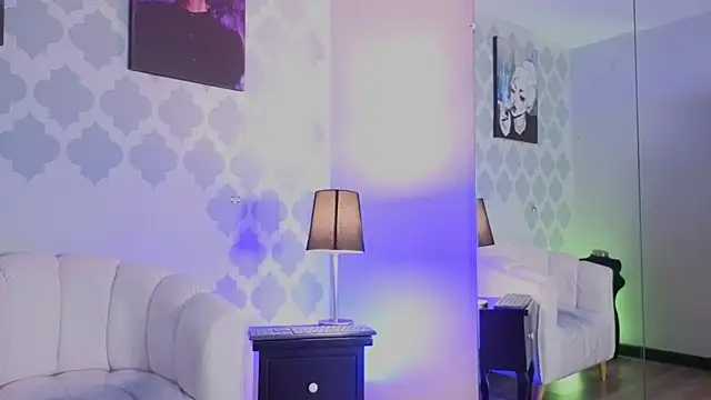 GabyPetit online show from May 27, 1:52 pm