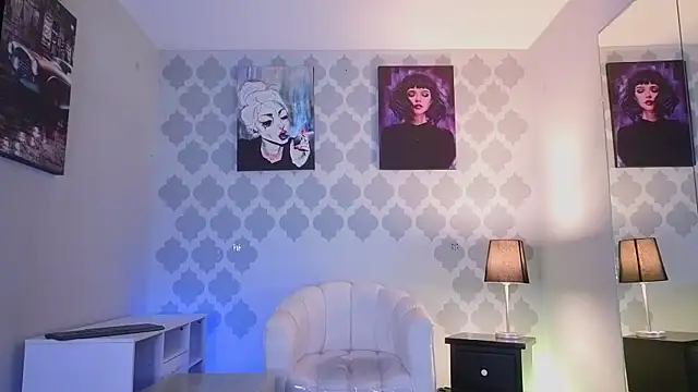 GabyPetit online show from July 18, 7:50 pm