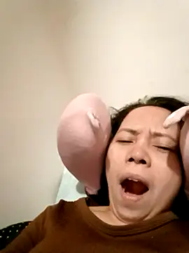 doggiepossession online show from March 8, 3:45 pm