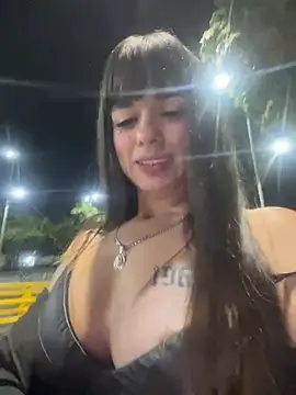 Snapshot of VioletaSubmissive chatting on February 6, 3:16 am VioletaSubmissive online show from February 6, 3:16 am