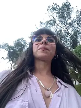 VioletaSubmissive online show from May 16, 11:03 pm