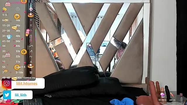 LILITH TORRES1 online show from November 21, 10:19 pm