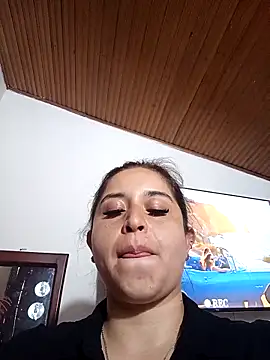 Snapshot of yajahil chatting on December 14, 8:20 am yajahil online show from December 14, 8:20 am