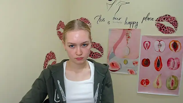 MademoiselleCl online show from January 29, 9:33 am