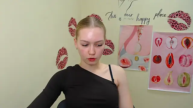 MademoiselleCl online show from February 16, 7:15 am