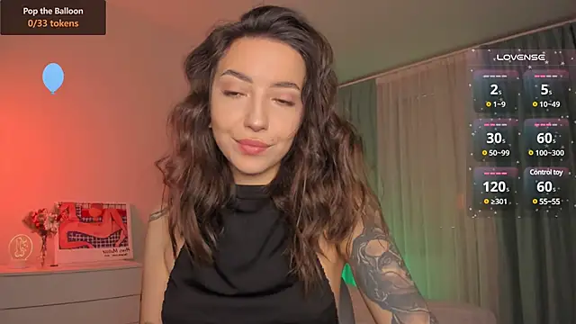 Snapshot of Oh_My_Dianee chatting on December 10, 8:19 am Oh My Dianee online show from December 10, 8:19 am