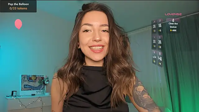 Snapshot of Oh_My_Dianee chatting on January 4, 10:38 am Oh My Dianee online show from January 4, 10:38 am