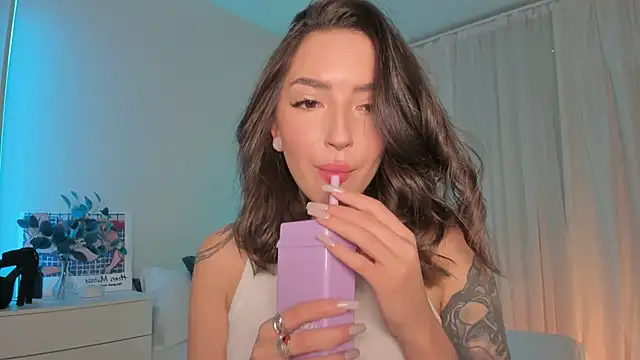 Snapshot of Oh_My_Dianee chatting on October 1, 7:14 am Oh My Dianee online show from October 1, 7:14 am