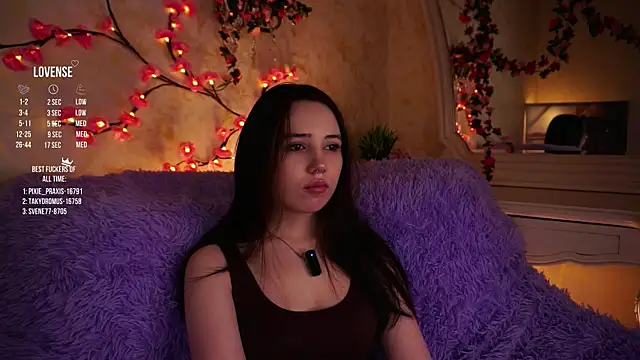 GillianDowdey online show from December 2, 3:12 am