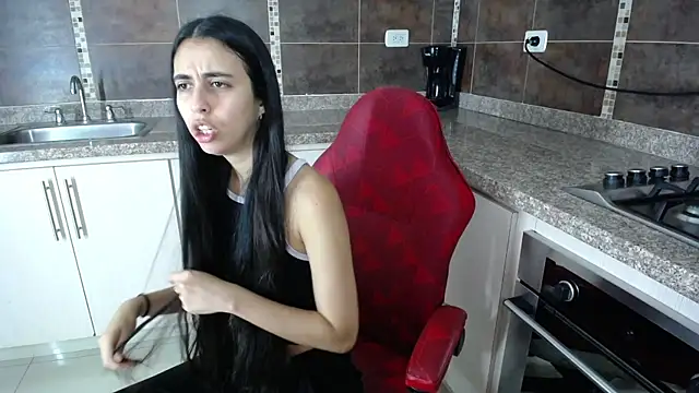 anna alvarez online show from January 24, 11:48 am