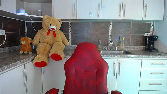 anna alvarez online show from July 13, 11:46 am