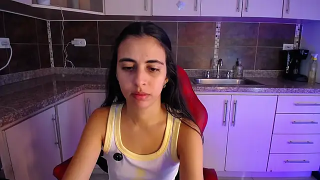 anna alvarez online show from July 14, 11:38 am
