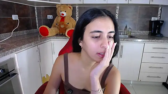 anna alvarez online show from July 19, 11:47 am