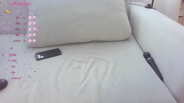 Juicymilfpussy online show from November 14, 7:40 am