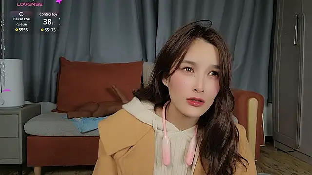 Snapshot of Youth3_ chatting on January 14, 8:04 pm Youth3 online show from January 14, 8:04 pm