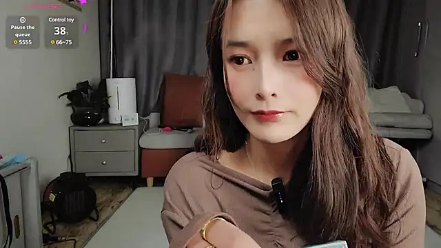 Snapshot of Youth3_ chatting on February 17, 4:37 pm Youth3 online show from February 17, 4:37 pm