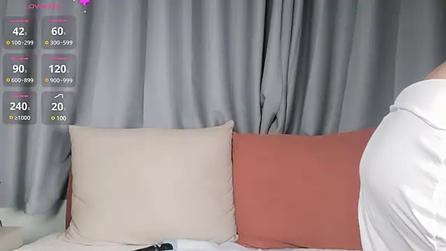 Snapshot of Youth3_ chatting on February 21, 12:50 pm Youth3 online show from February 21, 12:50 pm