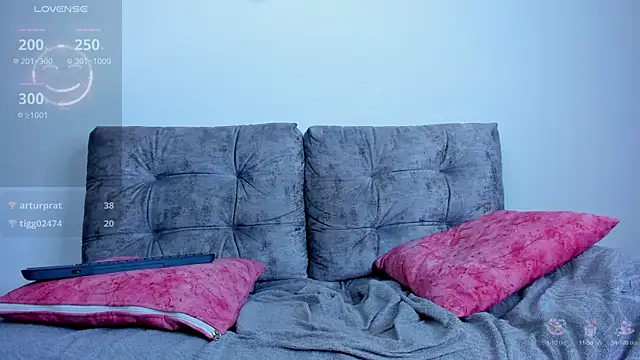 Snapshot of Tonyy_Rice chatting on March 12, 7:28 pm Tonyy Rice online show from March 12, 7:28 pm