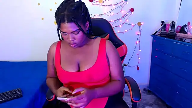 Snapshot of Stacyhunterxxx chatting on December 21, 2:19 am Stacyhunterxxx online show from December 21, 2:19 am