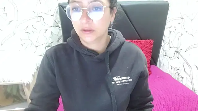 sarax ximena online show from January 25, 1:41 pm