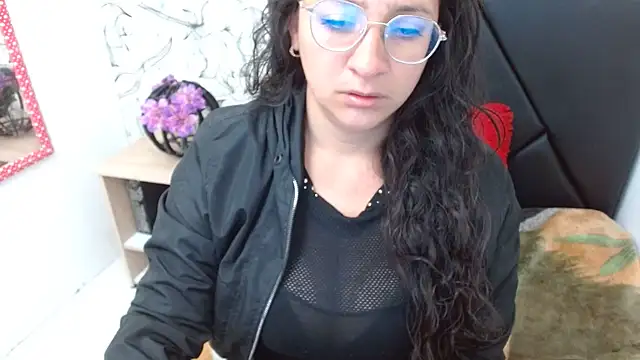 Snapshot of sarax_ximena chatting on July 25, 7:28 am sarax ximena online show from July 25, 7:28 am