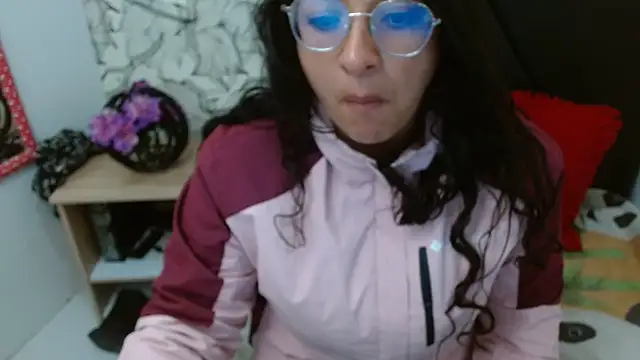 Snapshot of sarax_ximena chatting on July 28, 1:43 pm sarax ximena online show from July 28, 1:43 pm