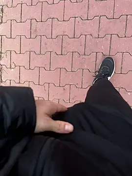 Snapshot of hornyboy71x1 chatting on March 15, 2:23 pm hornyboy71x1 online show from March 15, 2:23 pm