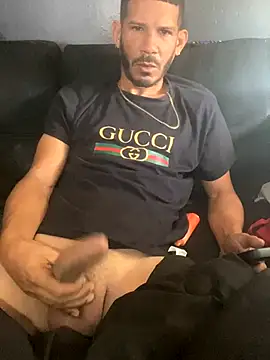 Snapshot of Chico_Bellaco chatting on October 18, 2:40 pm Chico Bellaco online show from October 18, 2:40 pm