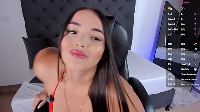 ninfomaria  online show from January 7, 6:43 pm