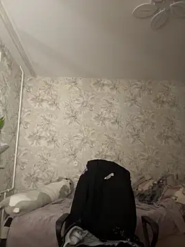 Snapshot of saint_cat25 chatting on November 15, 5:31 pm saint cat25 online show from November 15, 5:31 pm