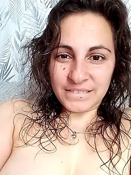 Snapshot of ShelaDiass chatting on October 11, 6:01 am ShelaDiass online show from October 11, 6:01 am