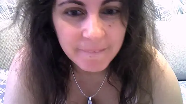 Snapshot of ShelaDiass chatting on November 23, 5:07 am ShelaDiass online show from November 23, 5:07 am