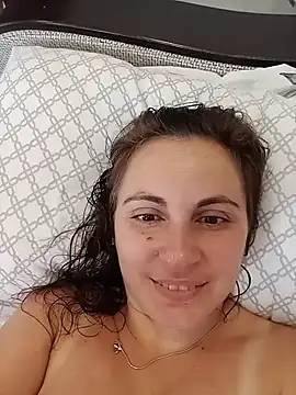 ShelaDiass online show from July 17, 7:15 am