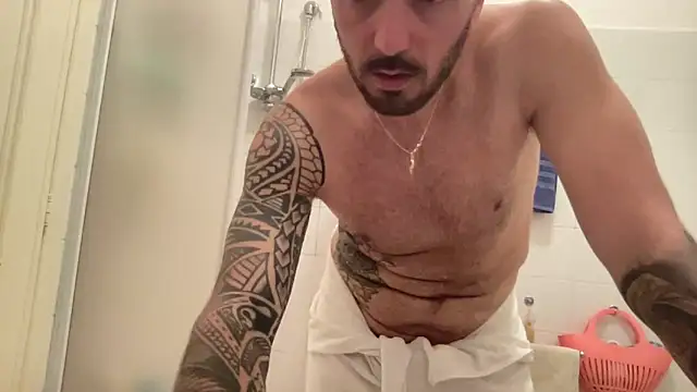 alessandromori91 online show from May 1, 6:34 pm