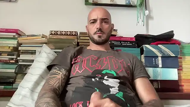 alessandromori91 online show from June 3, 5:43 am